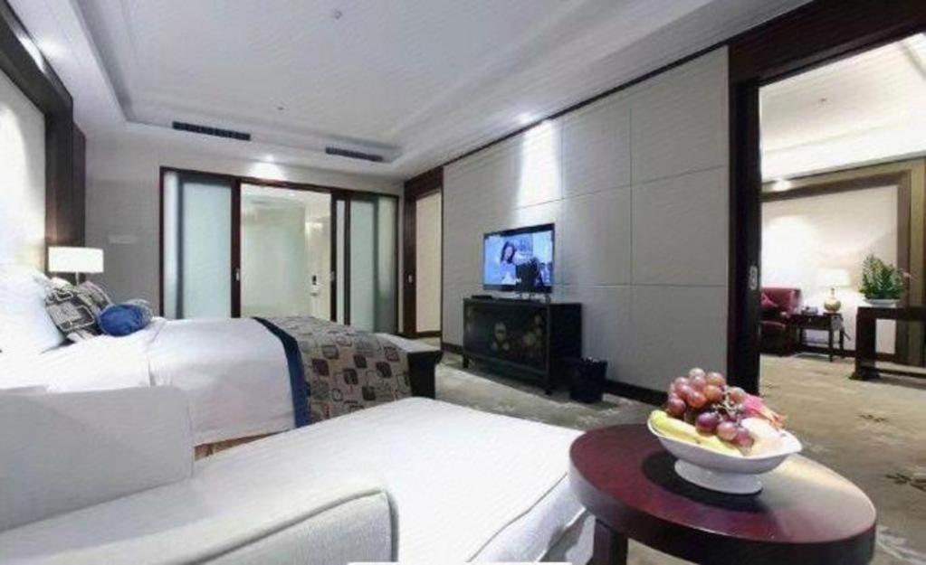 Linyi Blue Horizon International Hotel Yi He Kültér fotó