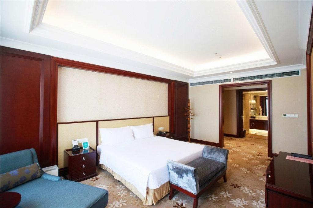 Linyi Blue Horizon International Hotel Yi He Kültér fotó