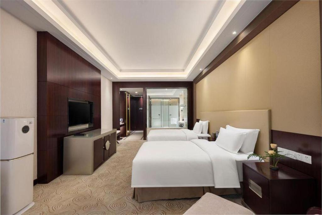 Linyi Blue Horizon International Hotel Yi He Kültér fotó